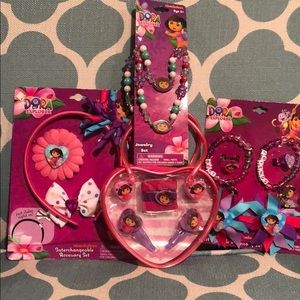 New Dora the Explorer accessory sets